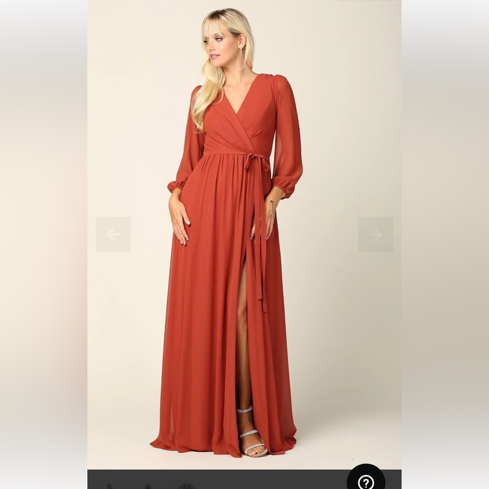 Long Sleeve Mother of the Bride Chiffon, Eva brand. Color Rust. Large